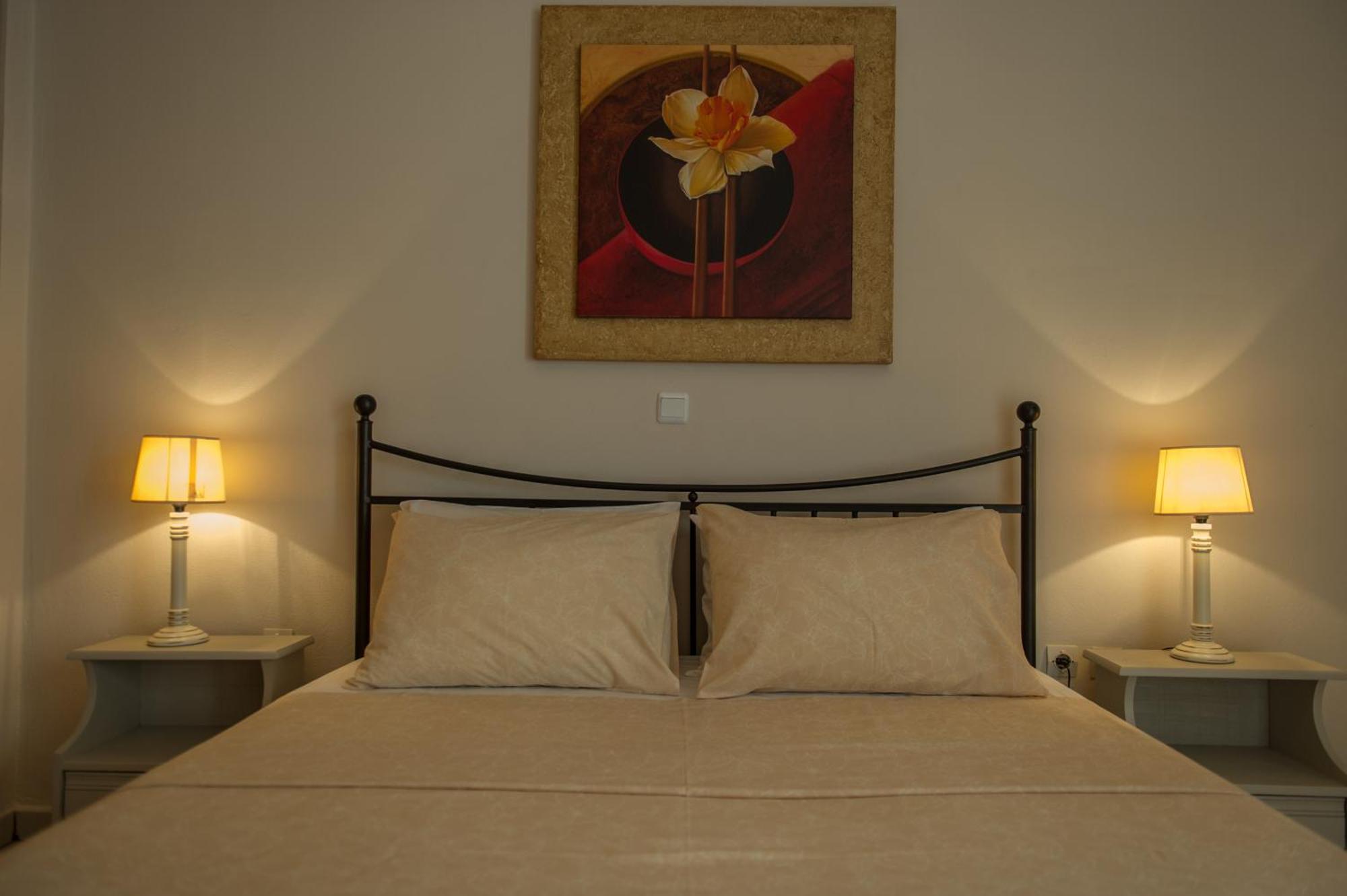 Kamari Blue Apartments Καλαμάτα Εξωτερικό φωτογραφία